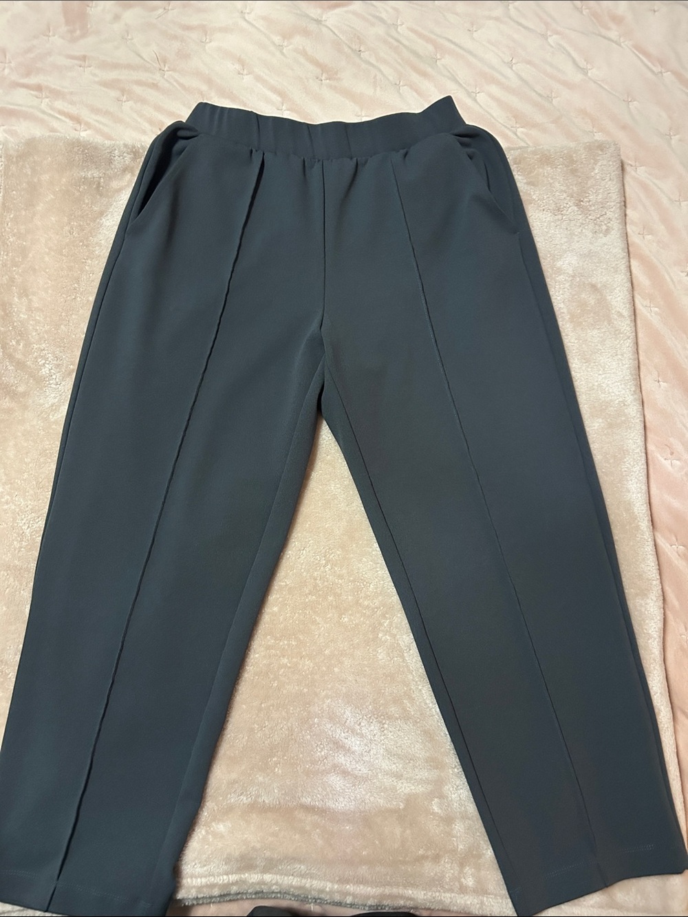 LOFT Women’s Gray Elastic-Waist Dress Pants